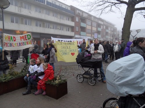 Demonstration mod skolelukning